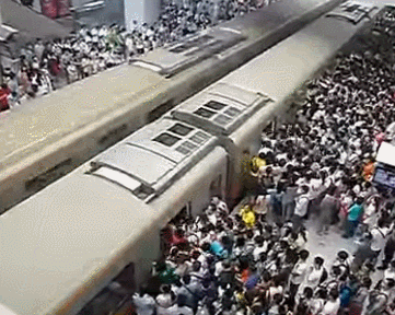 train crowded