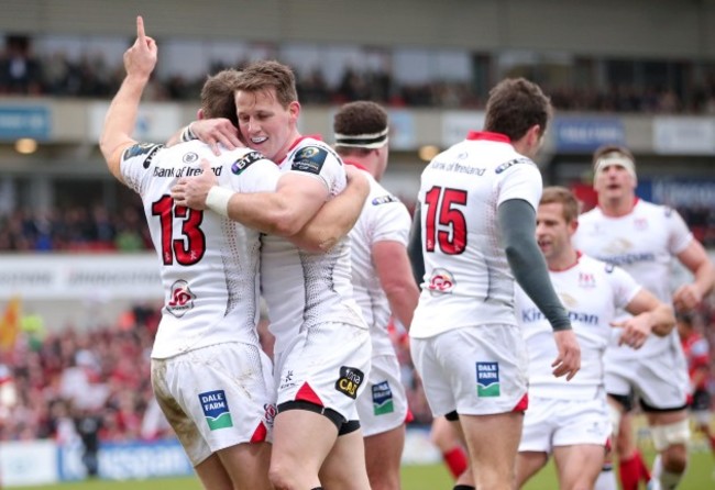 Darren Cave celebrates his try with Craig Gilroy