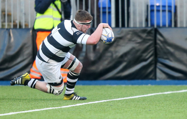 Daniel McCaffrey scores a try