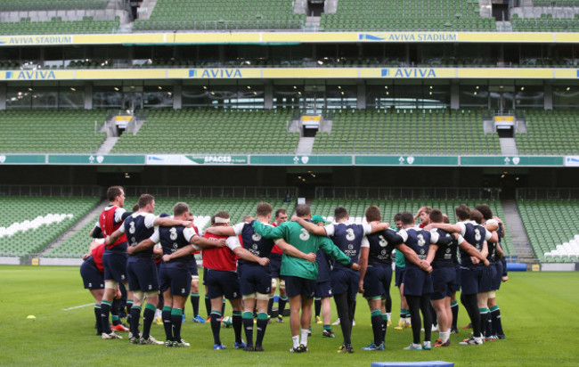 The Ireland players in a huddle