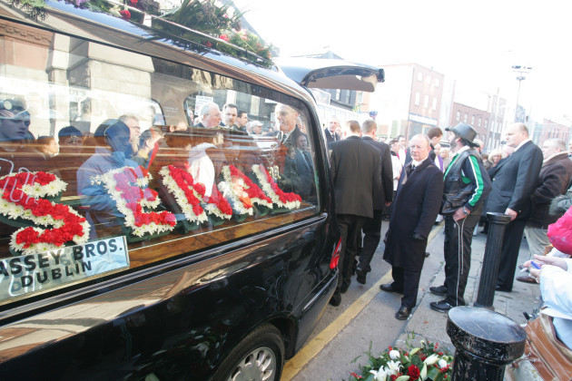 20/12/2006. Campbell Funerals Scenes