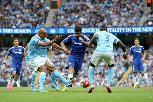 Soccer - Barclays Premier League - Manchester City v Chelsea - Etihad Stadium