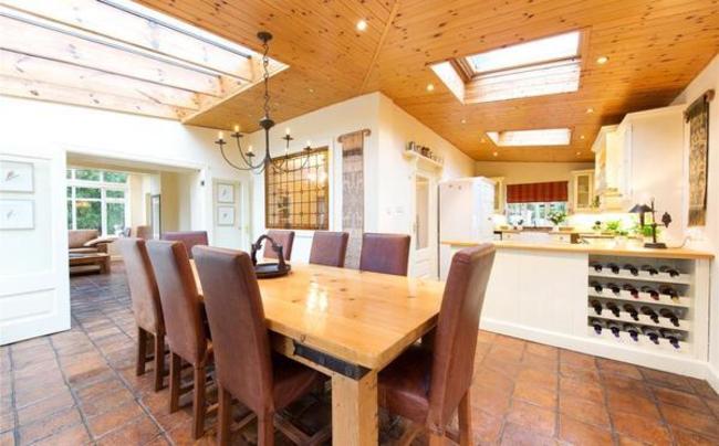 228b923d6ed946ad0532c6120817fd84