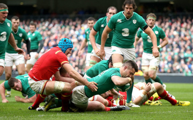 Conor Murray scores their first try