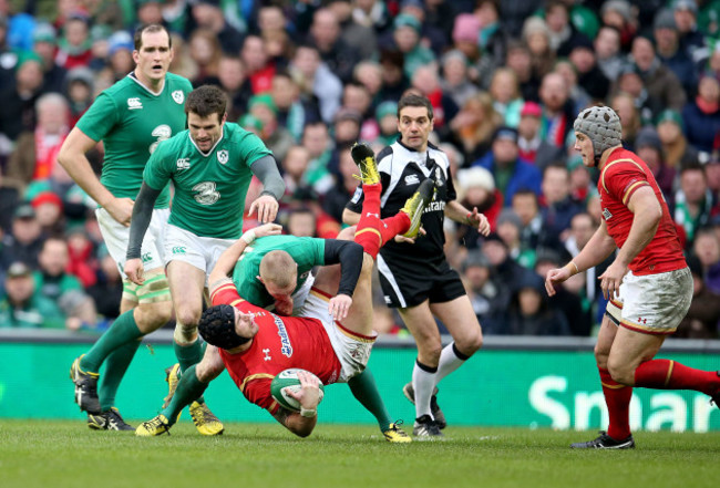 Keith Earls tackles Tom James