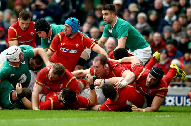General view of a collapsed scrum