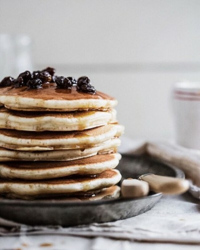 Buttery, fluffy Rum & Raisin Pancakes you guys!!! Yes?? Recipe in my cookbook #tastyexpress I promise you they are absolutely smashing!!