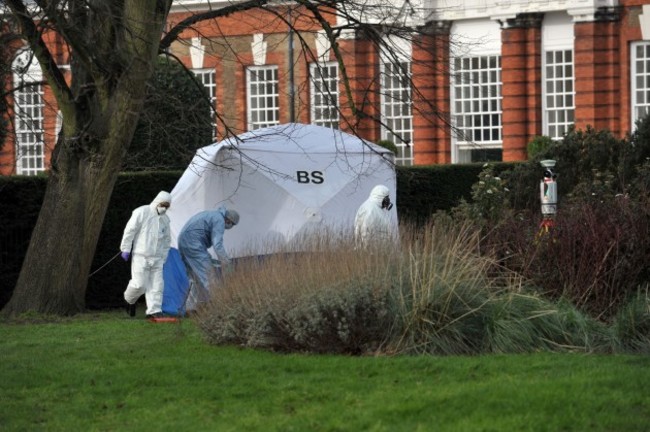 Man dies outside Kensington Palace