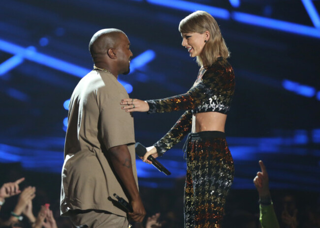 2015 MTV Video Music Awards - Show