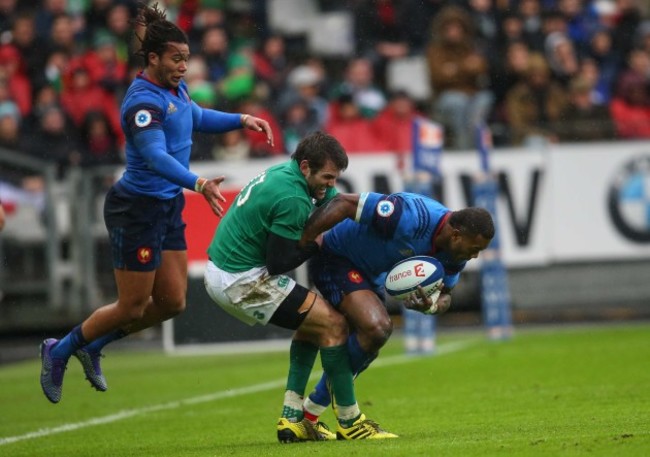 Jonathan Danty supported by Teddy Thomas tackled by Jared Payne