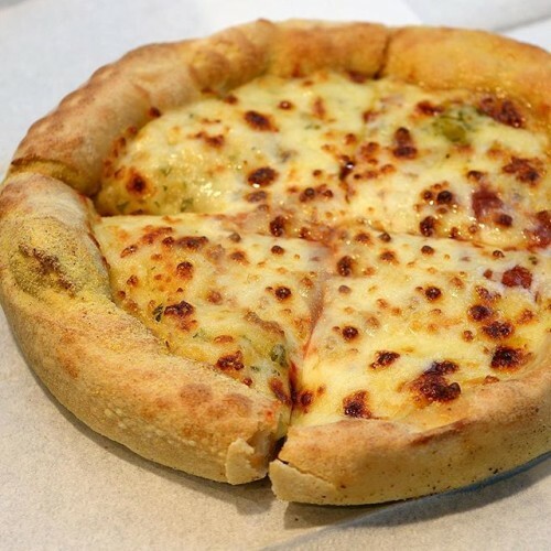 Domino's garlic pizza bread is a gift from the takeaway gods