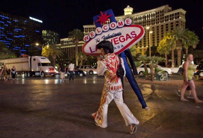 Vegas Street Performers