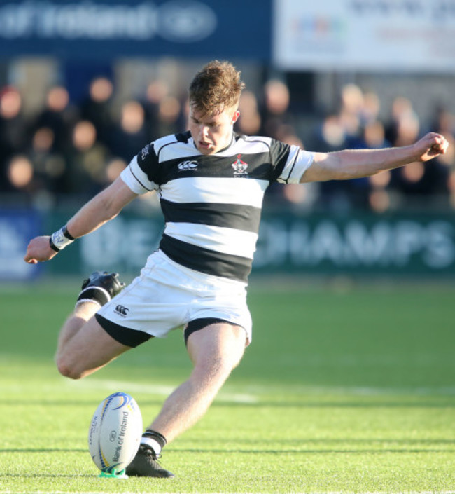 Conor Jennings kicks a conversion