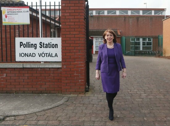 01 Roisin Shortall 90409940