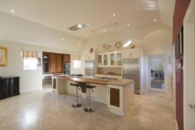 eb7e9e66b68bb7f0e276a48c891c93d6