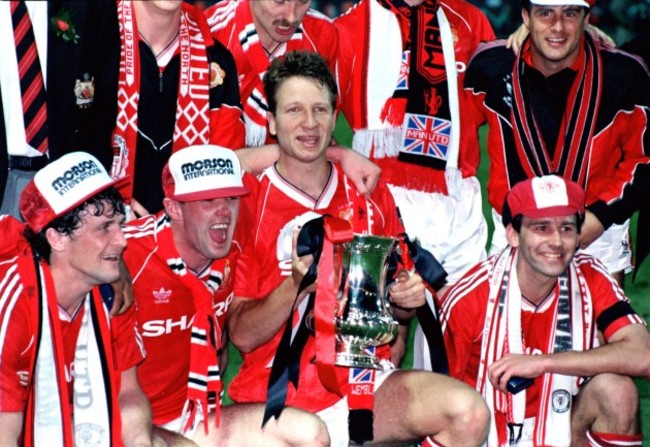 Soccer - FA Cup Final - Replay - Crystal Palace v Manchester United - Wembley Stadium