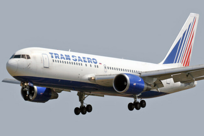 Boeing_767-201(ER)_Transaero_EI-DBW_(7375996292)