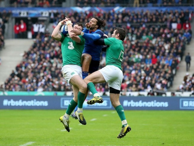 Robbie Henshaw and Jared Payne with Teddy Thomas