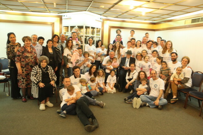 Guinness World Records announces new Oldest man - Israel Kristal - Kristal surrounded by his family - Haifa 11th March 2016