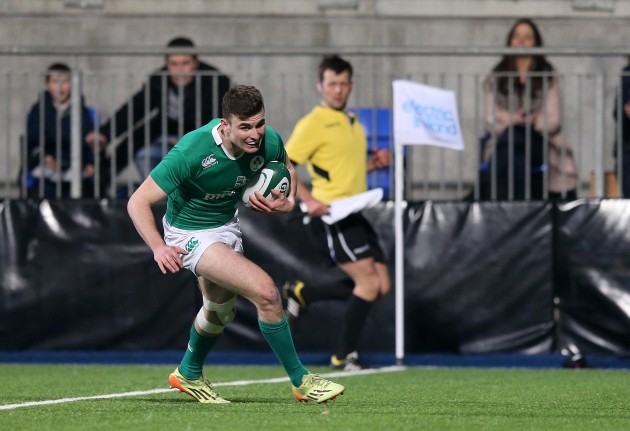 Shane Daly scores their first try