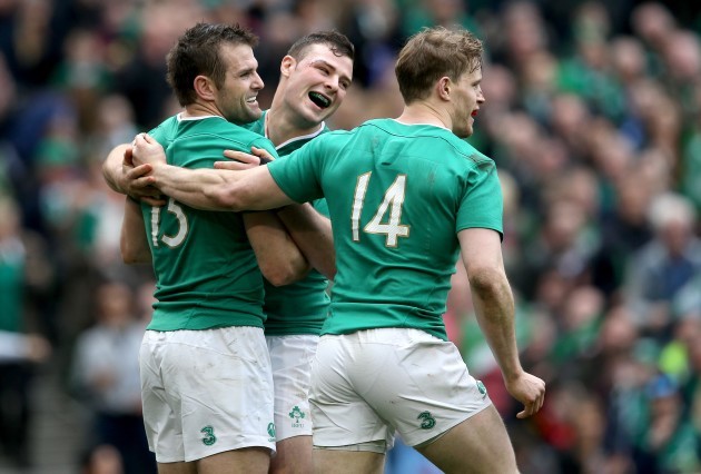 Jared Payne celebrtes his try with Robbie Henshaw and Andrew Trimble