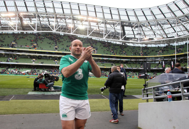 Rory Best applauds fans