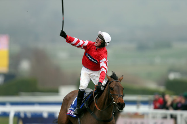 Horse Racing - 2015 Cheltenham Festival - Gold Cup Day - Cheltenham Racecourse