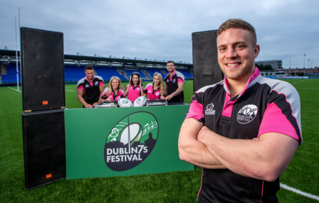 Adam Byrne, Karena Graham, Michelle McGrath, Sinead Duffy and Tadhg Beirne with Ian Madigan