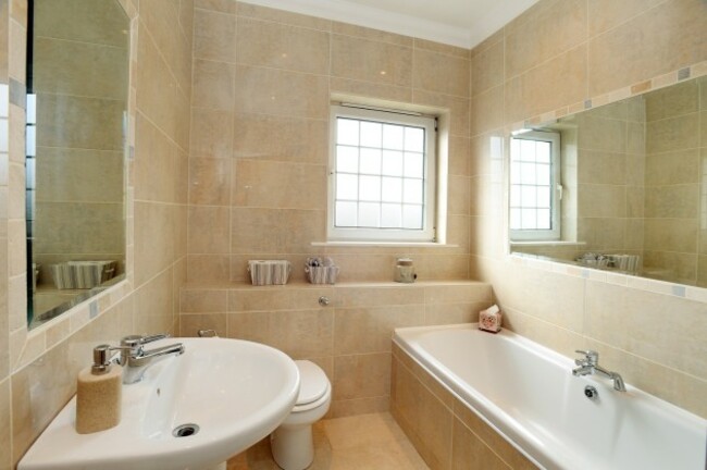 dfbcd0688705f1341fa9d91d65ee775b