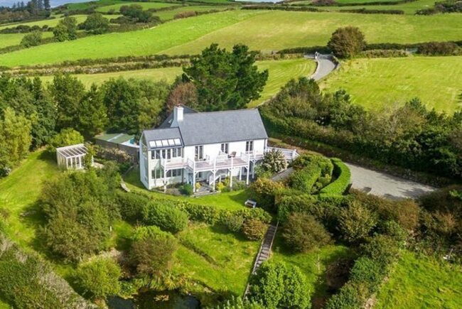 3b355d653c0d4b92e20ae55e38216e26