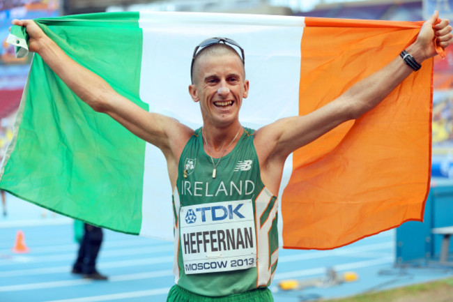 Rob Heffernan celebrates winning gold