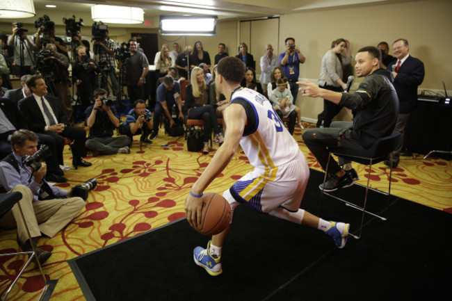 Curry Wax Figure Basketball