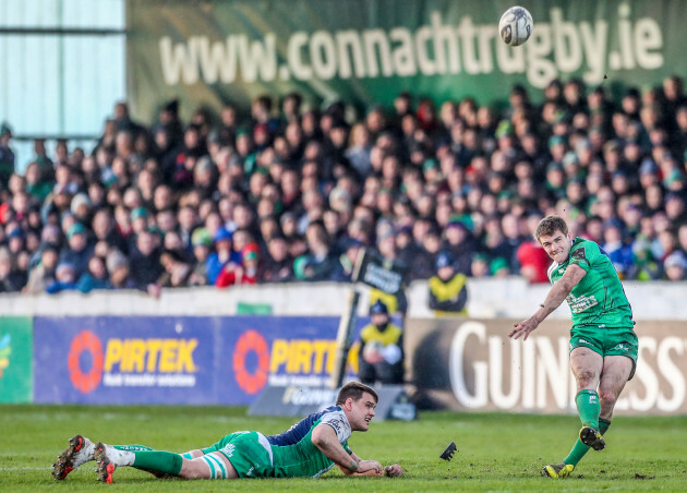 AJ MacGinty attempts a penalty