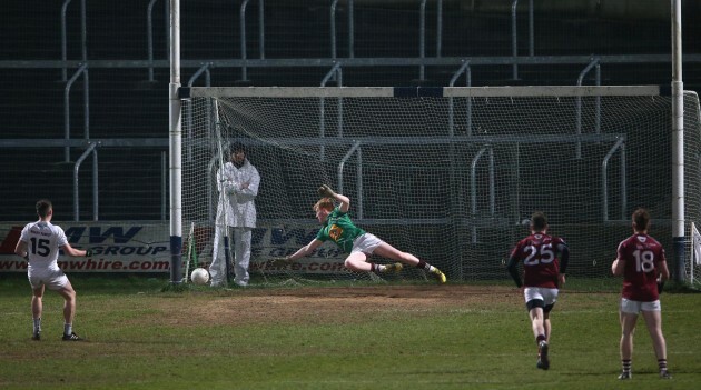 Neil Flynn scores a penalty