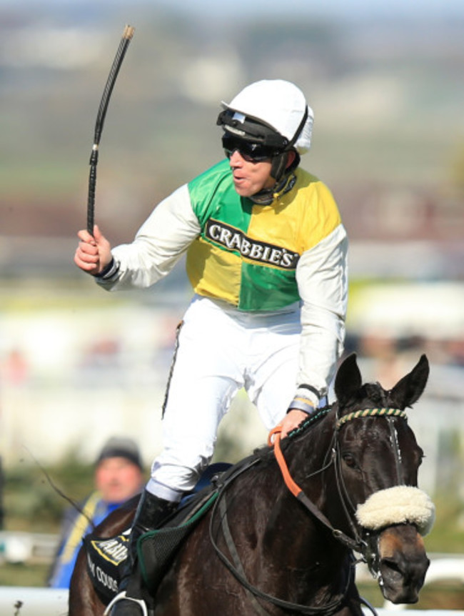 Horse Racing - Crabbies Grand National 2015 - Grand National Day - Aintree Racecourse