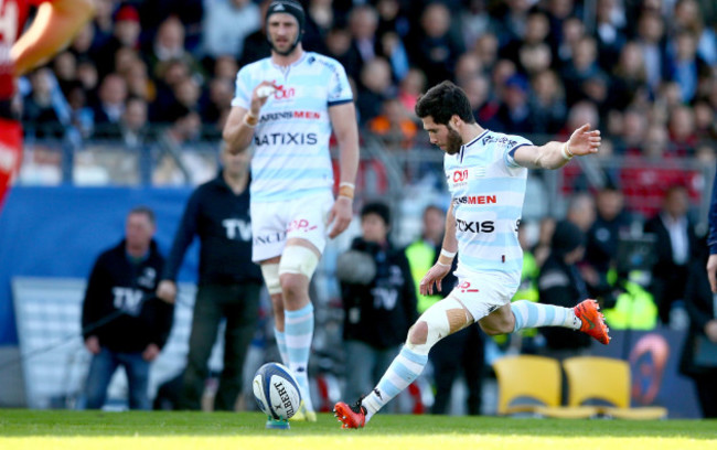 Maxime Machenaud kicks a penalty