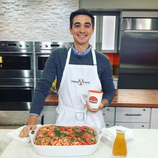 All went great this morning with @klgandhoda on the @todayshow! The @todayfood gave me my own mug for being a regular! Whoot!