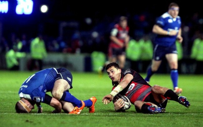 Fergus McFadden with Damien Hoyland after colliding late in the game