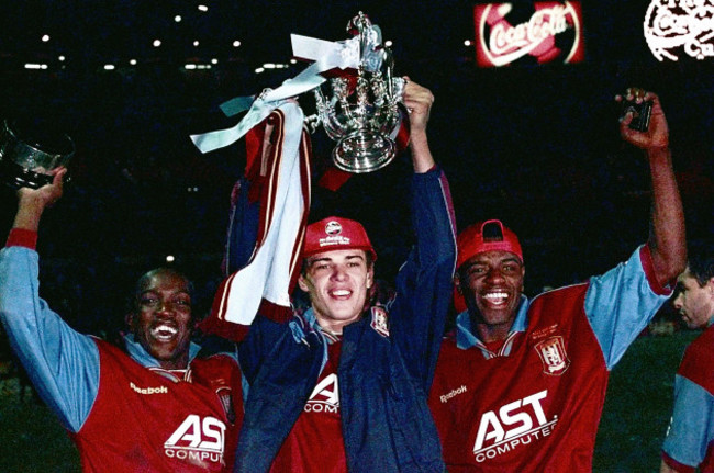 Soccer ... Coca Cola Cup Final ... Aston Villa v Leeds United