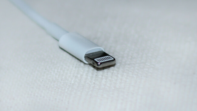 Apple iPhone Charger