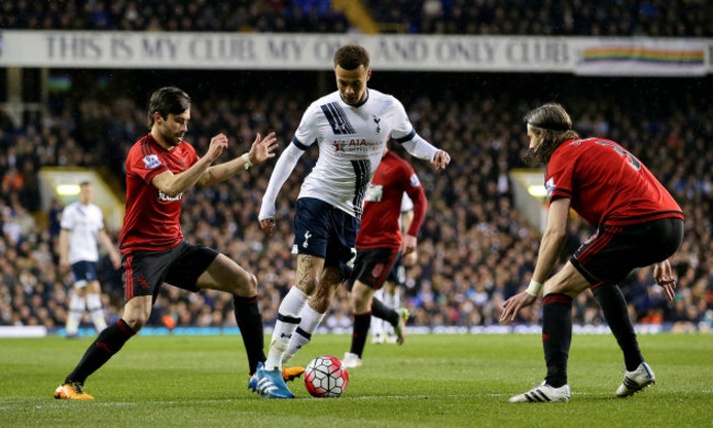 Tottenham Hotspur v West Bromwich Albion - Barclays Premier League - White Hart Lane