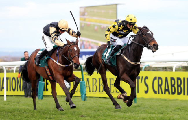 Ladies Day - Crabbie's Grand National Festival - Aintree Racecourse