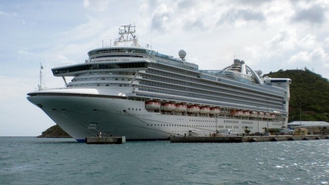 1280px-Caribbean_Princess_at_St._Thomas,_USVI