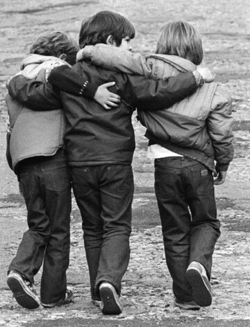 Childhood-Best-Friends-Picture
