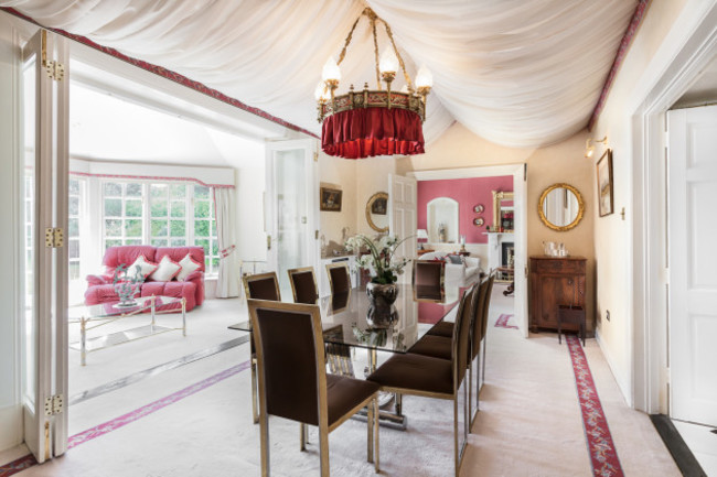 49b54b8cc1af031932933a4e88d2d472