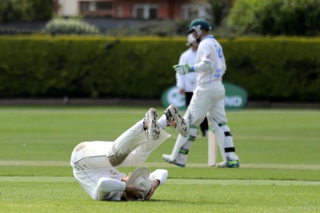 Jamie Holmes stretches