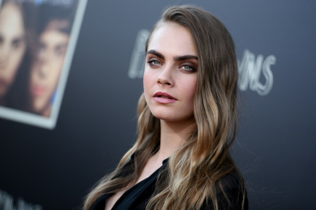 People-Cara Delevingne