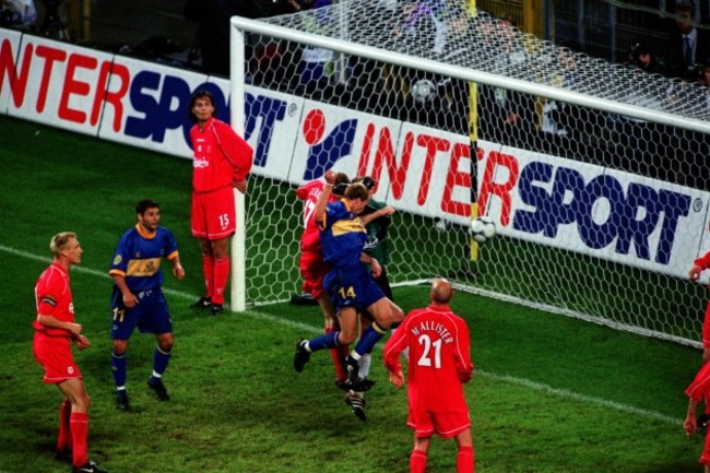 Soccer - UEFA Cup - Final - Liverpool v Alaves