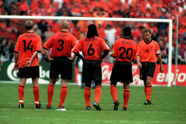 Soccer - Euro 2000 - Semi Final - Italy v Holland