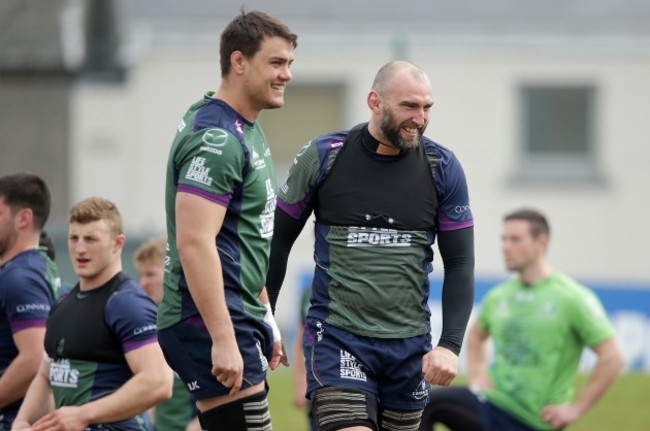 Quinn Roux and John Muldoon